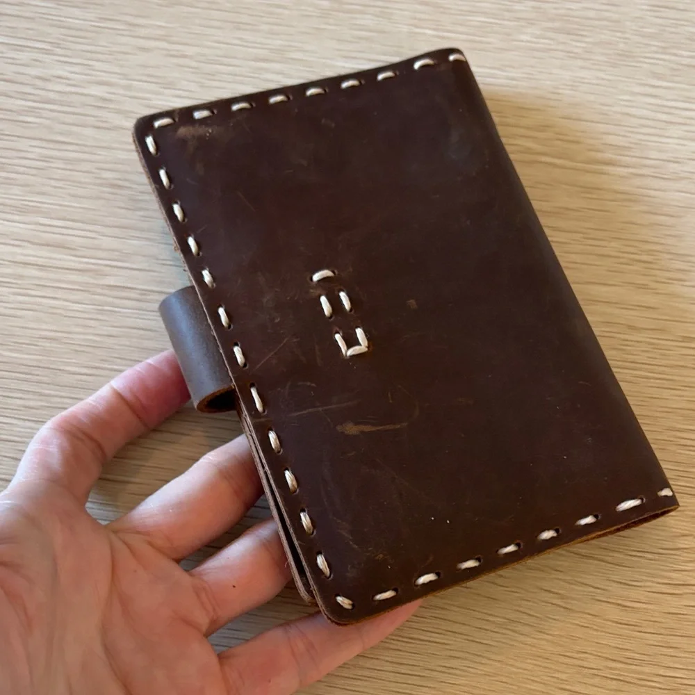 Field Book Elan Publishing Notebook‎ and Leather Passport Wallet with Card Slots
